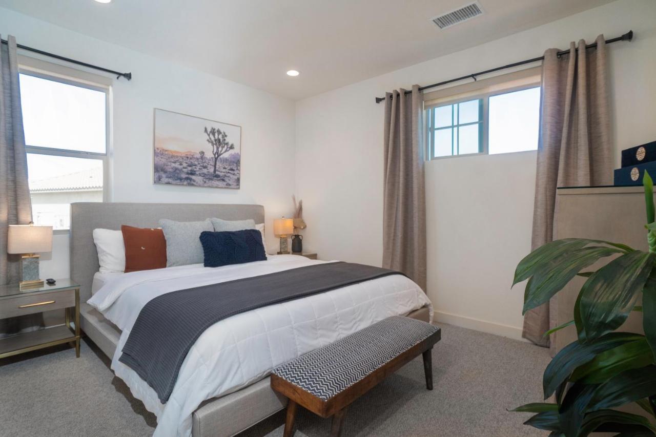 Enjoy A Stay @ Casa De Fore!Play! New Townhome! ลากินตา ภายนอก รูปภาพ